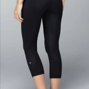 Lululemon run inspire crop